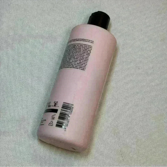 NWT Maria Nila Luminous Colour Shampoo - Picture 3 of 3